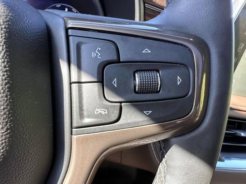 Used 2023 Chevrolet Tahoe High Country AWD/4WD image 19