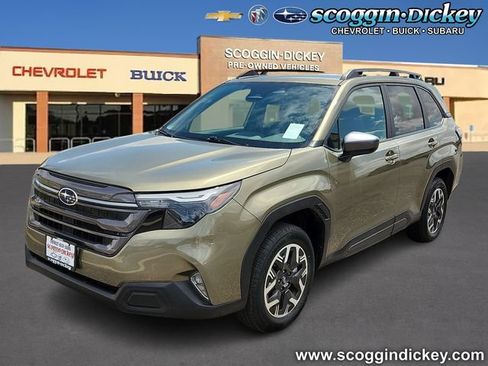 Certified 2026 Subaru Forester Premium AWD/4WD image 1