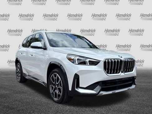 Used 2025 BMW X1 xDrive28i w/ Technology Package AWD/4WD image 2