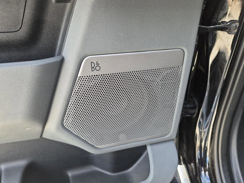 Used 2023 Ford F150 Lariat image 13