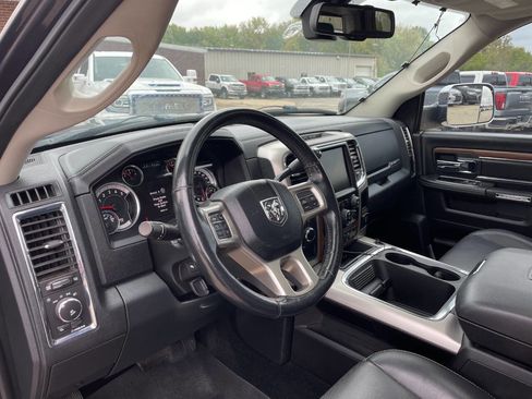 Used 2016 RAM 3500 Laramie w/ Convenience Group image 20