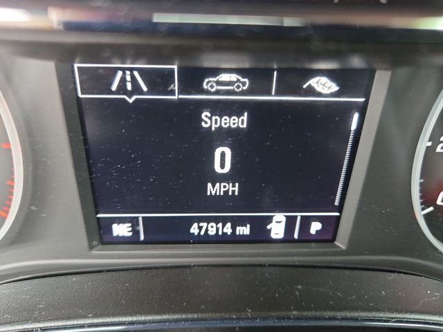 Used 2019 Chevrolet Cruze LT w/ Convenience Package FWD image 11