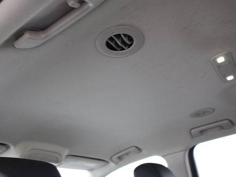 Used 2019 GMC Acadia Denali FWD image 26