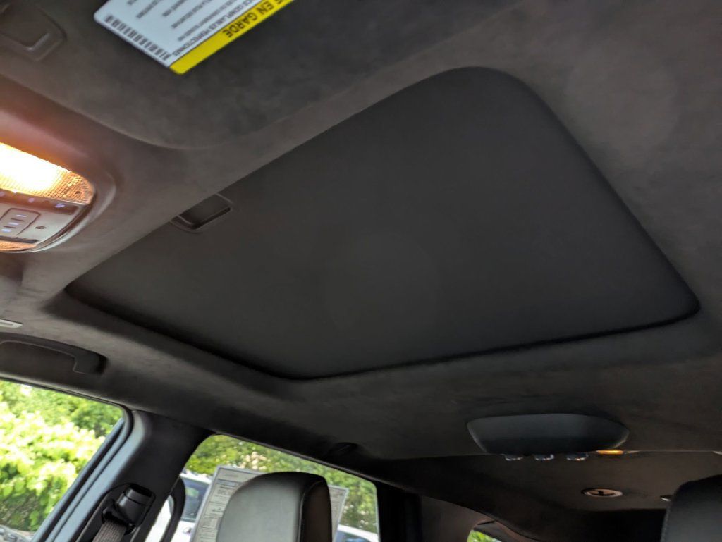 Used 2025 Dodge Durango R/T AWD/4WD image 24