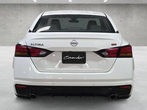 Used 2024 Nissan Altima 2.5 SR FWD image 15