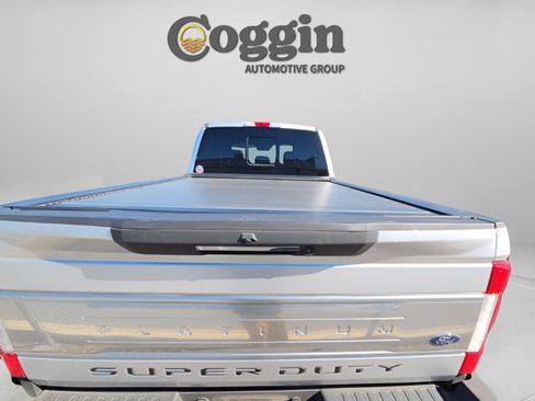 Used 2019 Ford F250 Platinum w/ Platinum Ultimate Package image 17