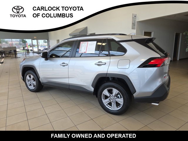 Used 2025 Toyota RAV4 XLE AWD/4WD image 10