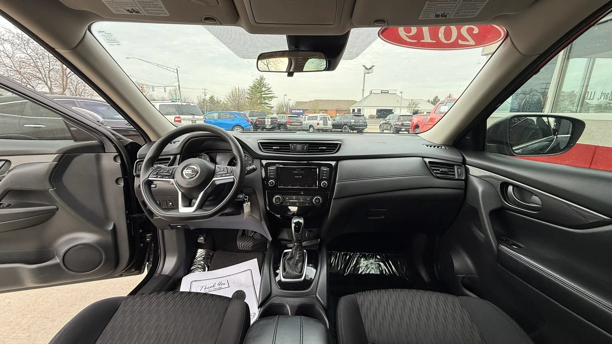 Used 2019 Nissan Rogue S FWD image 12