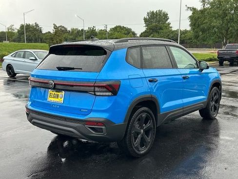 New 2026 Volkswagen Taos SE AWD/4WD image 4