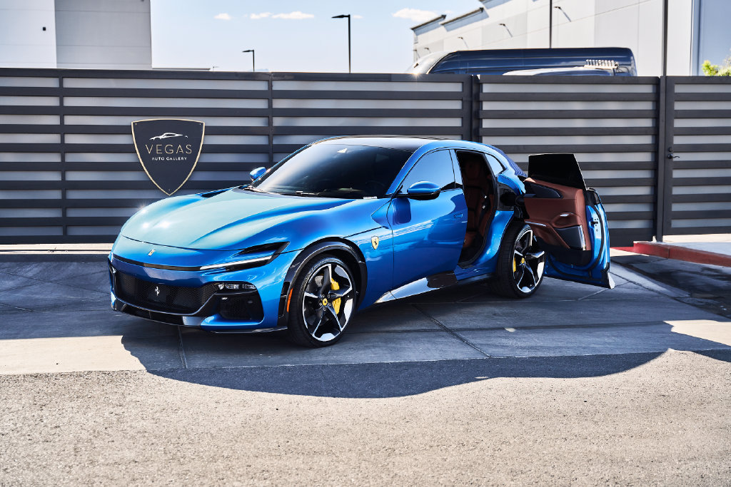 Used 2024 Ferrari Purosangue AWD/4WD image 5