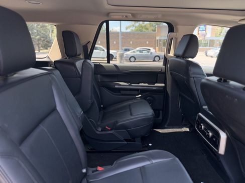 Used 2024 Ford Expedition Max XLT AWD/4WD image 12