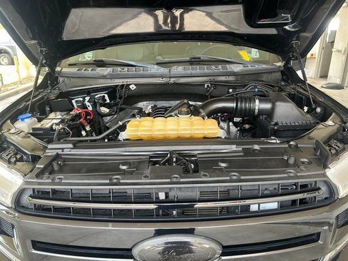 Used 2020 Ford F150 Lariat w/ Equipment Group 502A Luxury AWD/4WD image 14
