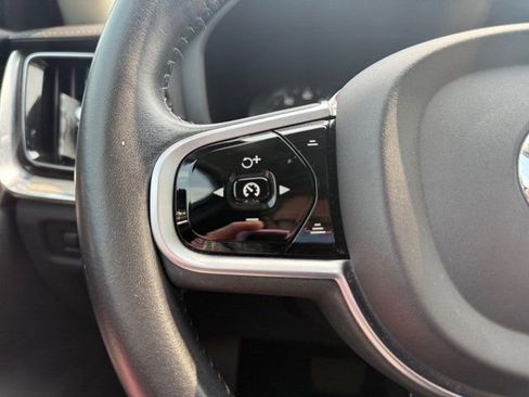 Used 2021 Volvo S60 T8 Inscription image 15