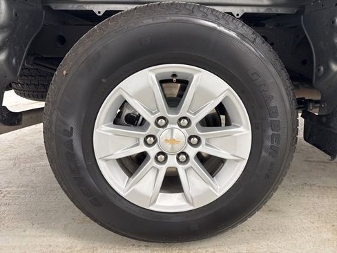 Used 2025 Chevrolet Silverado 1500 LT image 35