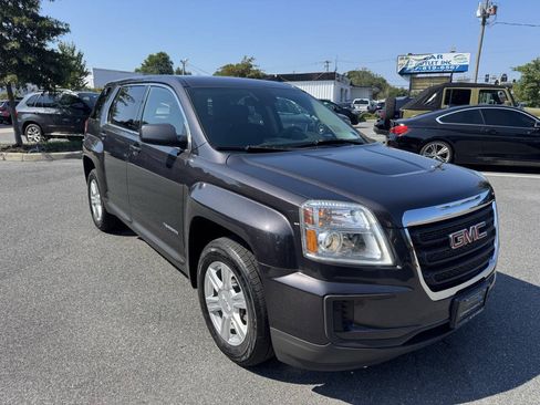 Used 2016 GMC Terrain SLE FWD image 2