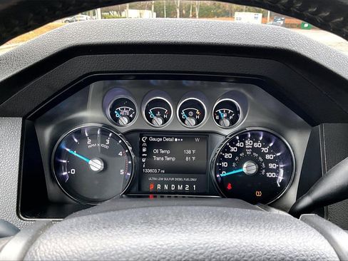 Used 2015 Ford F250 Lariat w/ Chrome Package image 9