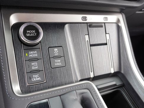 Certified 2025 Lexus GX 550 AWD/4WD image 19