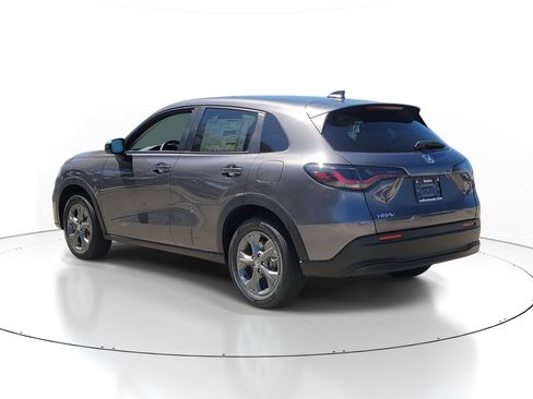 New 2026 Honda HR-V LX image 4