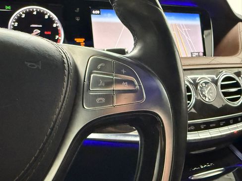 Used 2017 Mercedes-Benz Maybach S 550 4MATIC image 19