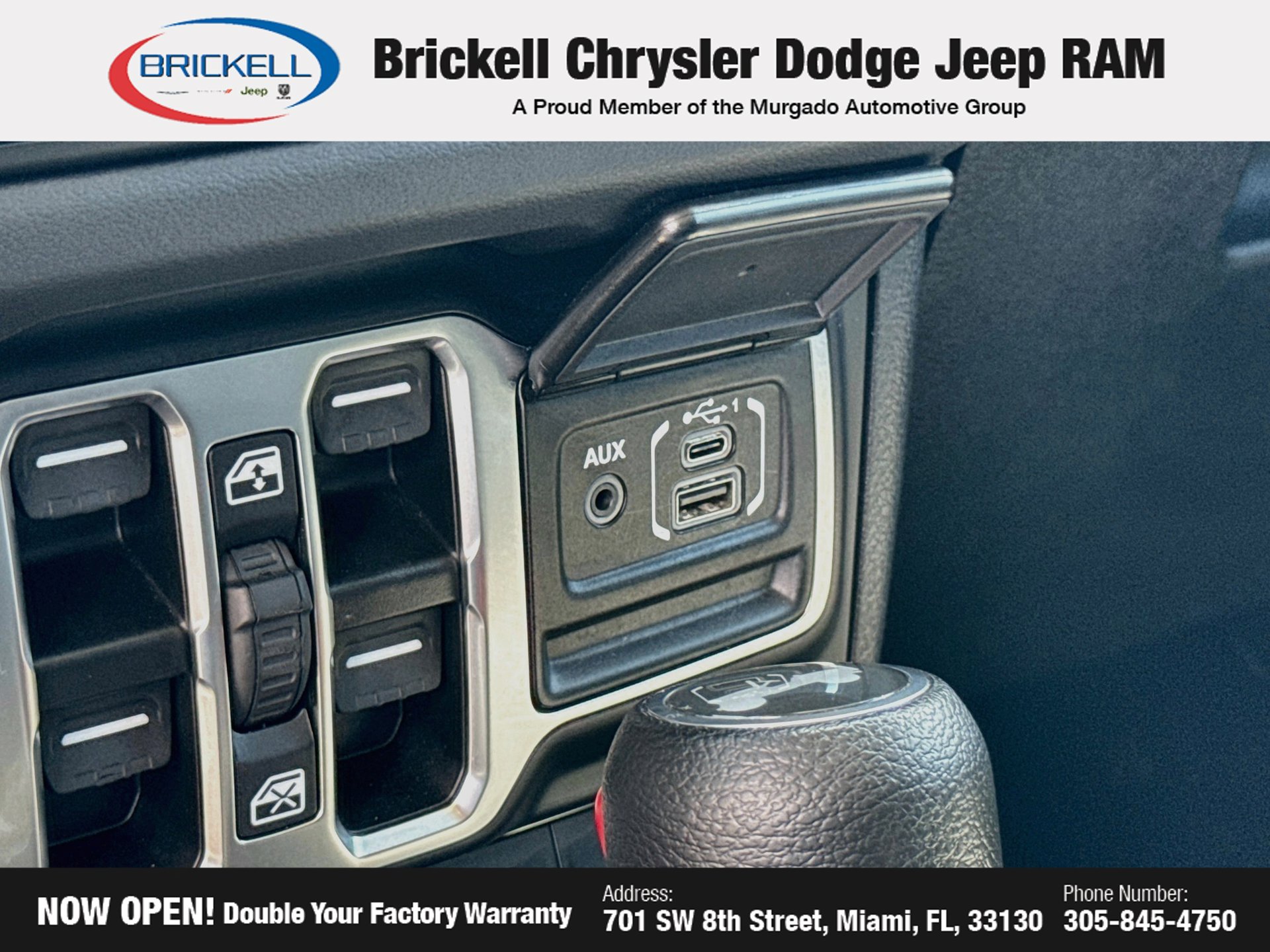 Used 2025 Jeep Wrangler Unlimited Rubicon AWD/4WD image 29