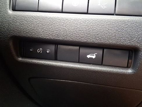 Used 2023 Nissan Rogue Platinum w/ Platinum Premium Package image 25