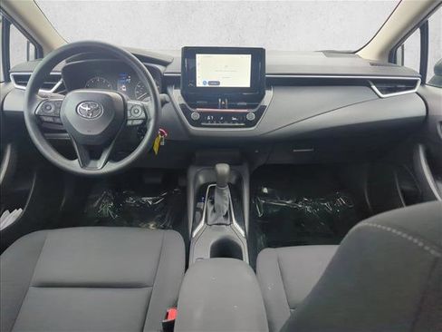 Certified 2025 Toyota Corolla LE image 21