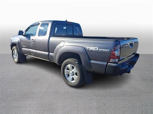 Used 2015 Toyota Tacoma PreRunner image 6