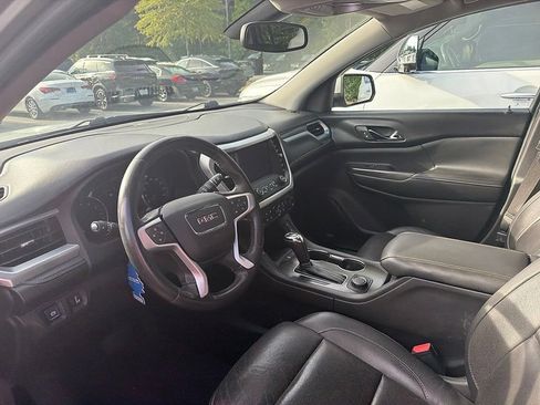 Used 2017 GMC Acadia SLT FWD image 8