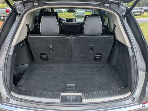 Certified 2023 Acura MDX SH-AWD w/ Advance Package image 13
