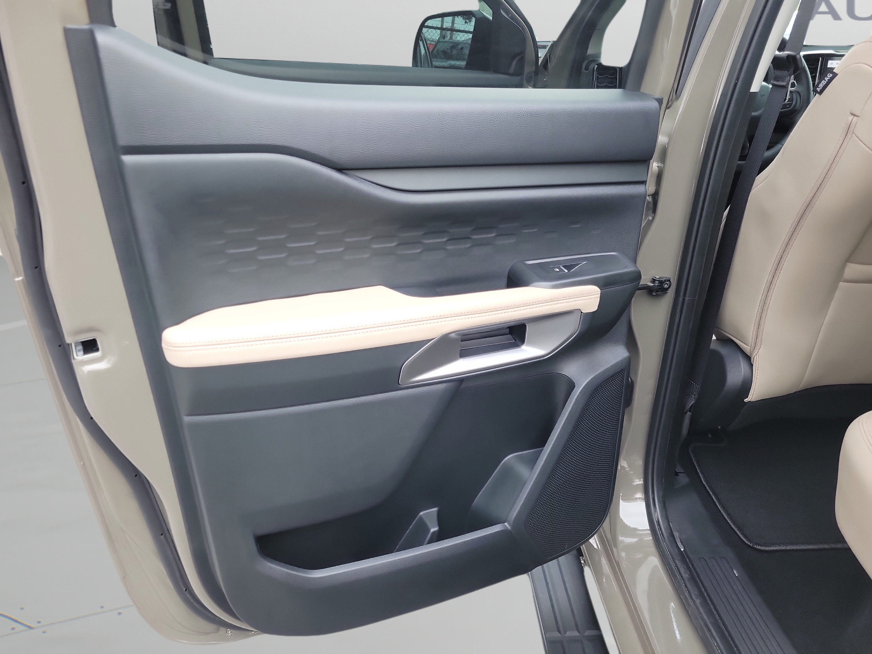 New 2026 Ford Ranger Lariat w/ Convenience Package AWD/4WD image 11