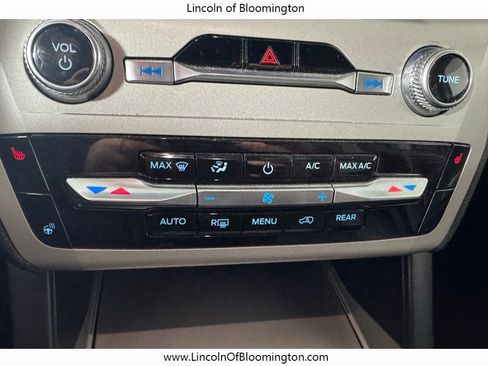 Used 2023 Ford Explorer XLT w/ Equipment Group 202A image 44