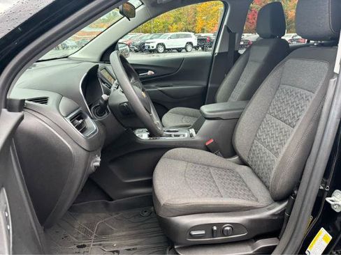Used 2022 Chevrolet Equinox LT w/ LPO, Floor Liner Package image 16