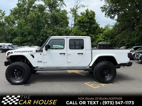 Used 2022 Jeep Gladiator Mojave w/ LED Lighting Group AWD/4WD image 13