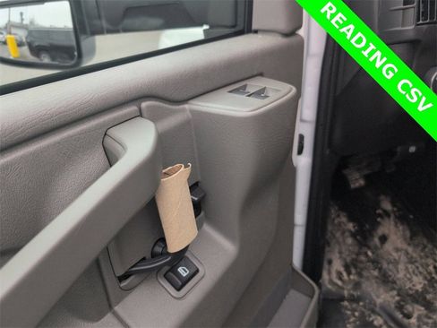 New 2025 Chevrolet Express 3500 image 16