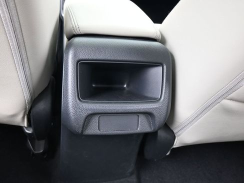 Used 2024 Honda HR-V EX-L image 38