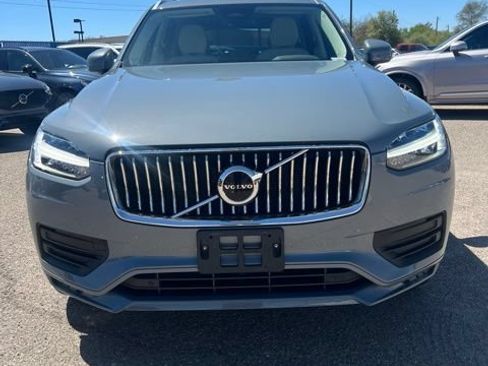Used 2023 Volvo XC90 B5 Core AWD/4WD image 8