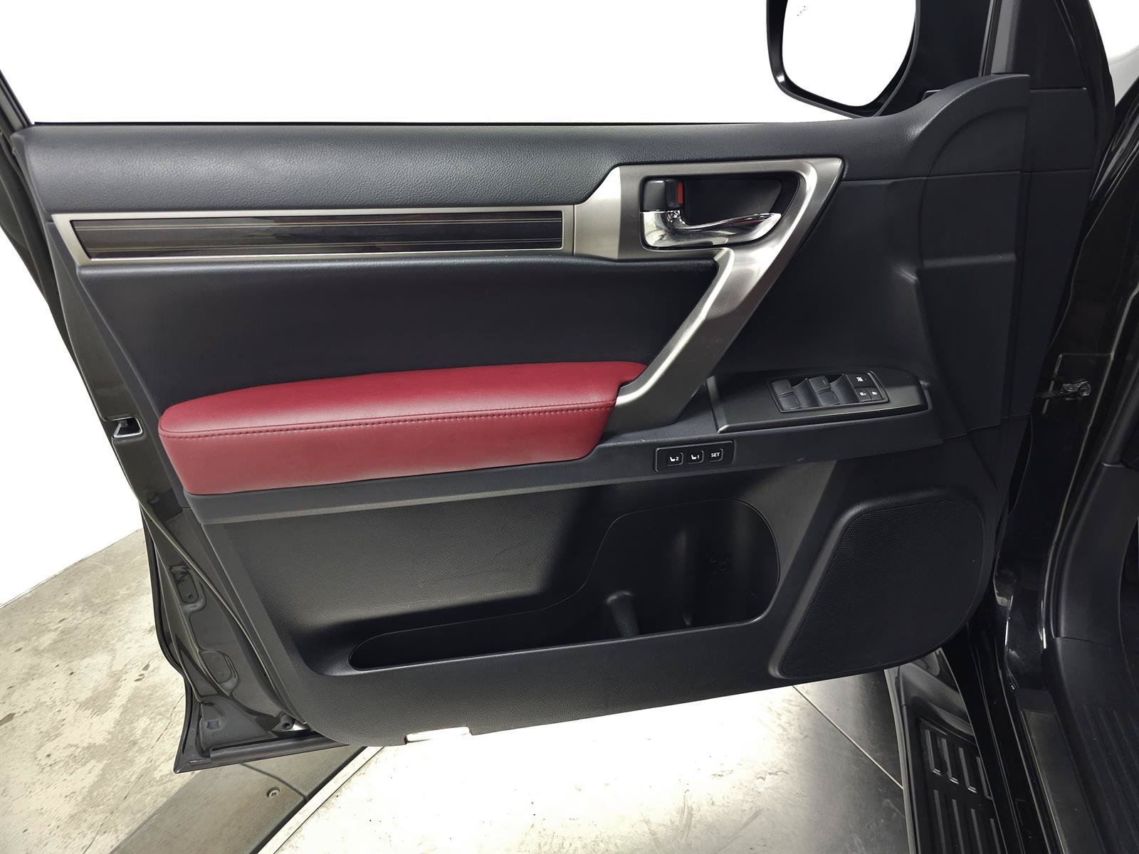 Certified 2023 Lexus GX 460 Premium AWD/4WD image 15