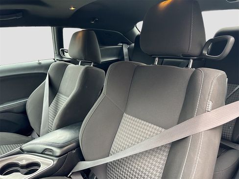 Used 2022 Dodge Challenger GT image 19