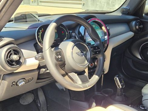 Used 2024 MINI Cooper S image 9