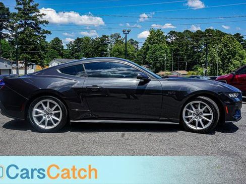 Used 2024 Ford Mustang GT Premium RWD image 2
