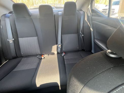 Used 2025 Nissan Sentra SV image 34