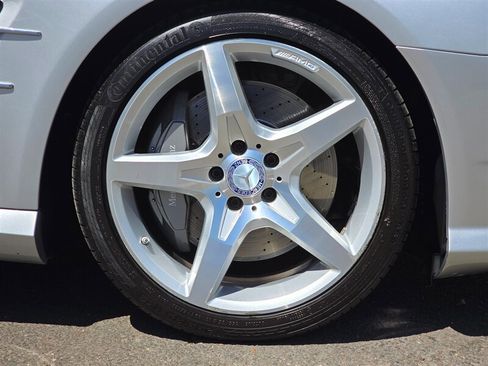 Used 2014 Mercedes-Benz SL 550 image 28