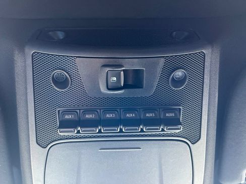 Used 2019 Ford F150 Raptor w/ Equipment Group 802A Luxury AWD/4WD image 16