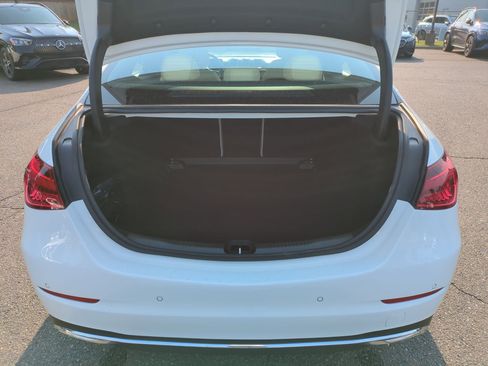 Certified 2024 Mercedes-Benz C 300 4MATIC Sedan image 31