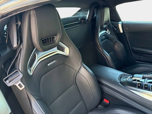 Used 2021 Mercedes-Benz AMG GT Roadster image 31