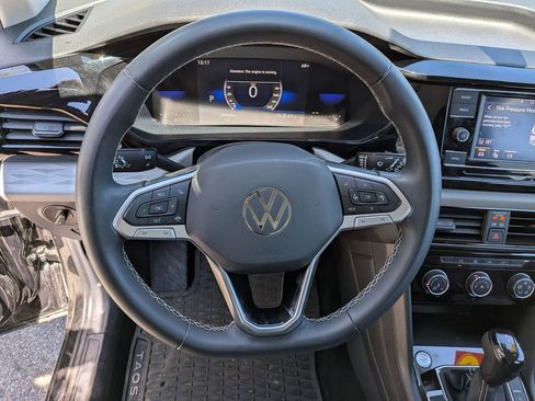 Used 2023 Volkswagen Taos S FWD image 15