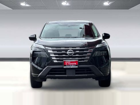 Used 2025 Nissan Rogue SV AWD/4WD image 6