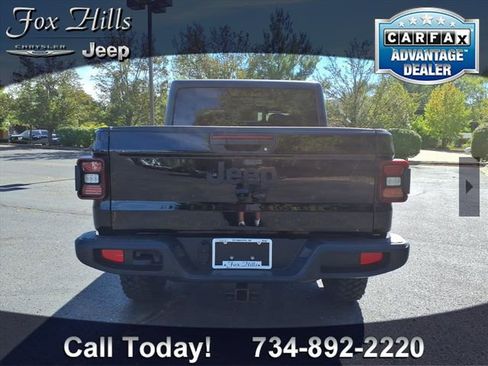 New 2025 Jeep Gladiator Willys image 7