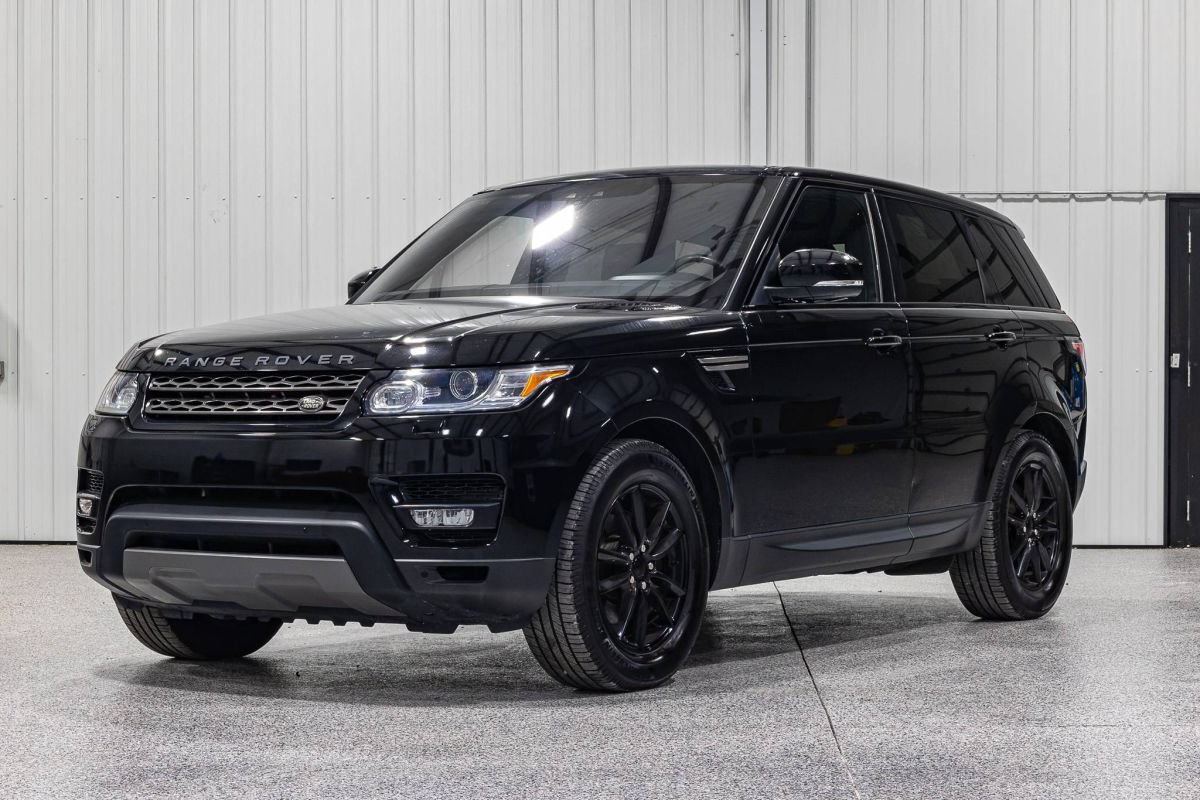 Used 2017 Land Rover Range Rover Sport SE AWD/4WD image 1
