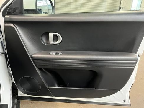 Used 2024 Hyundai Ioniq 5 SEL RWD image 11